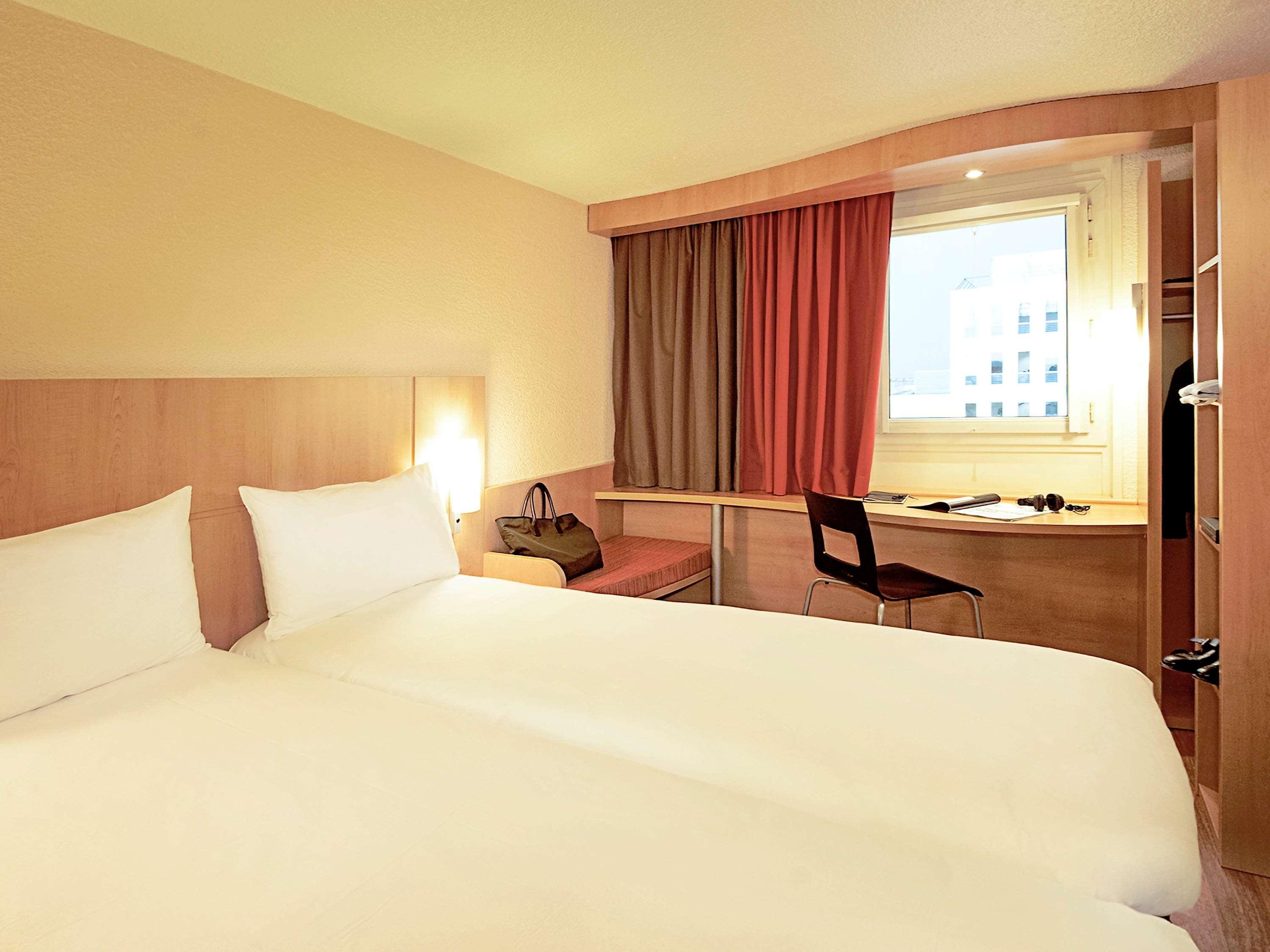 Ibis Bristol Temple Meads Hotel Ngoại thất bức ảnh