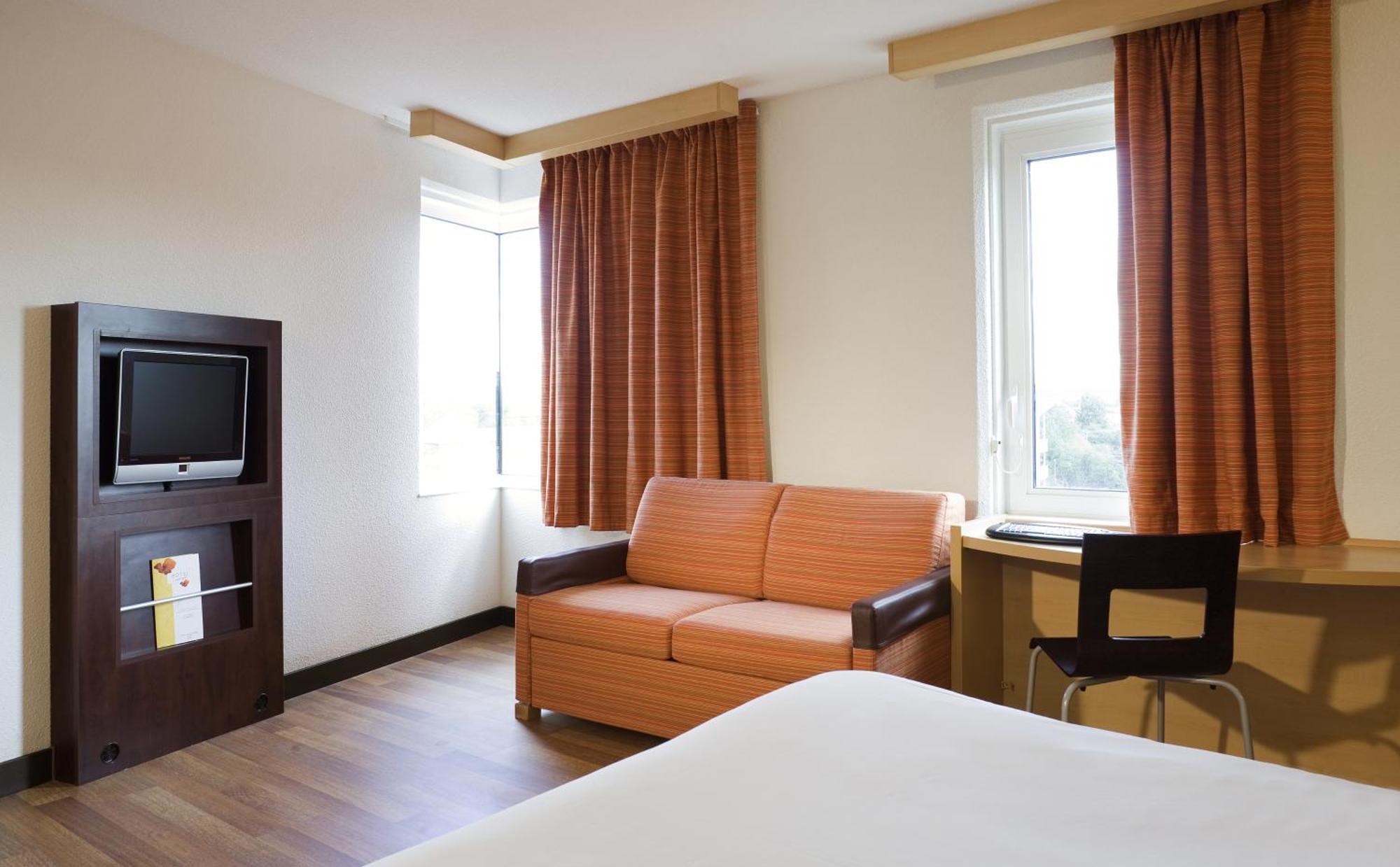Ibis Bristol Temple Meads Hotel Phòng bức ảnh