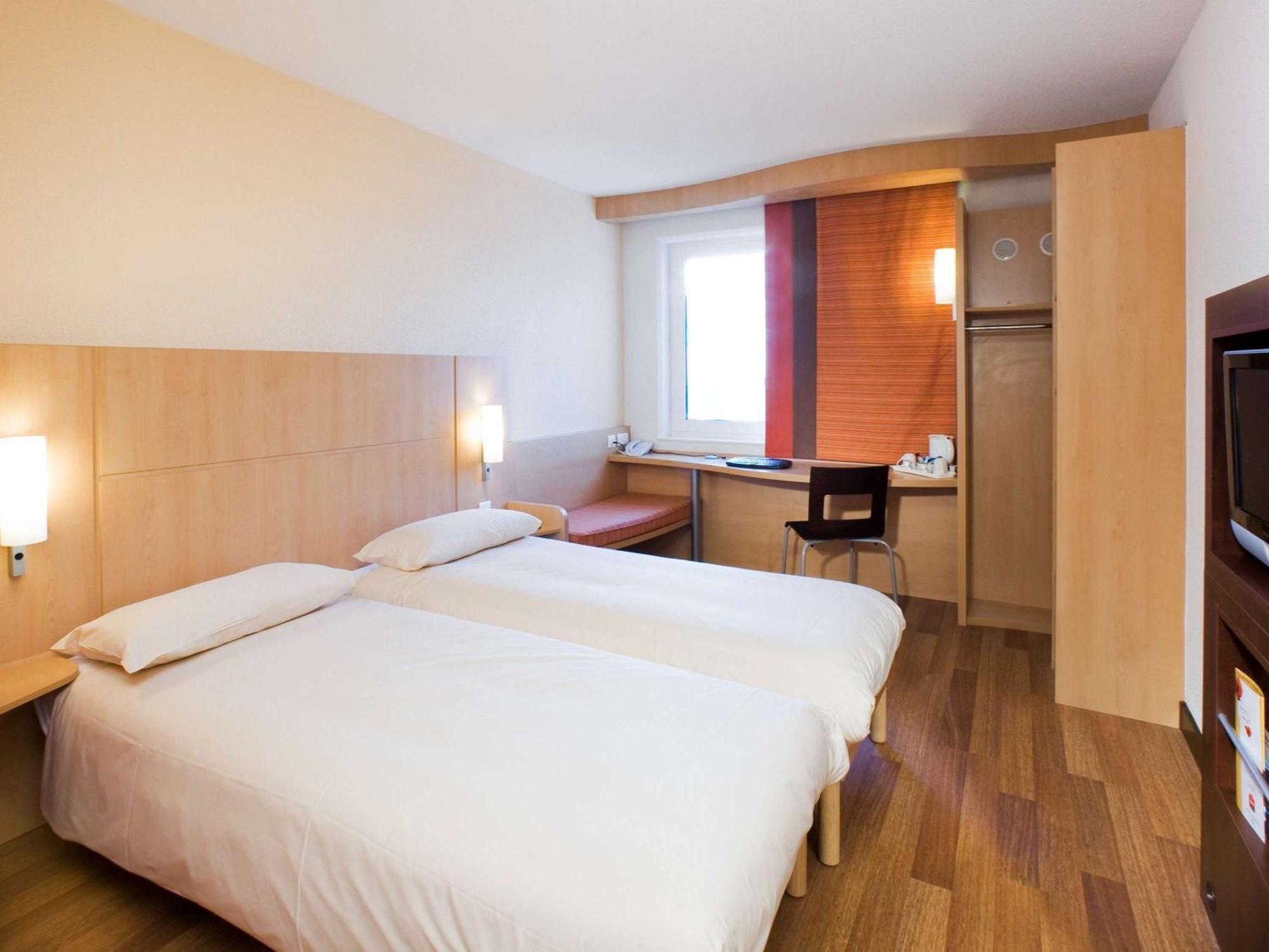 Ibis Bristol Temple Meads Hotel Ngoại thất bức ảnh